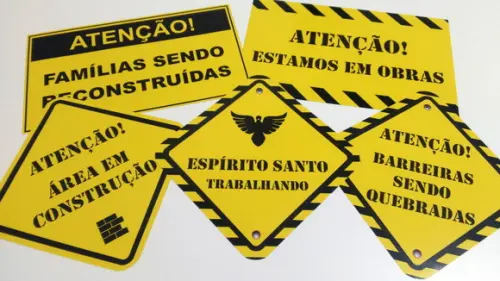 Placas Decorativas - Igreja / Obras