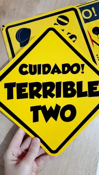 Placas Decorativas - Terrible Two