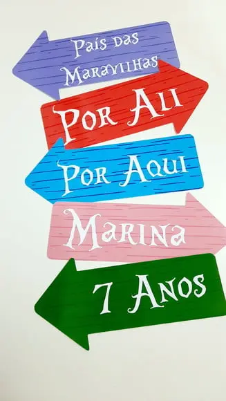 Setas Alice no País das Maravilhas
