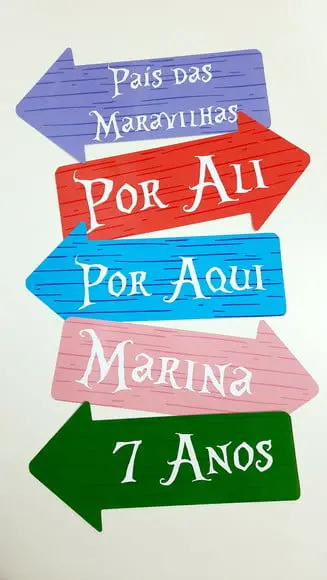 Setas Alice no País das Maravilhas