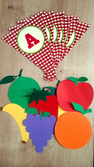 Varal de Frutas + Bandeirola - Quitandinha