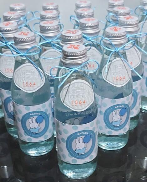 Água Mineral Italiana Acqua Panna Personalizada
