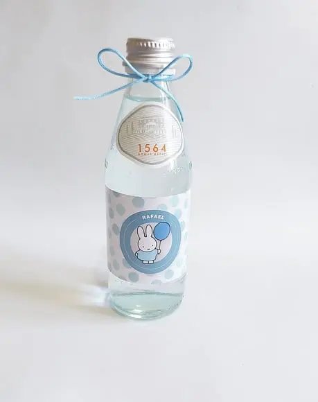 Água Mineral Italiana Acqua Panna Personalizada