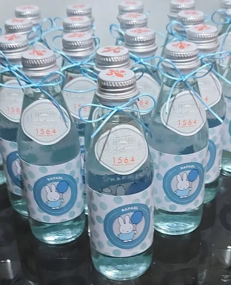 Água Mineral Italiana Acqua Panna Personalizada
