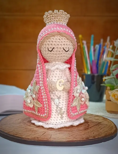 Nossa Senhora bordada