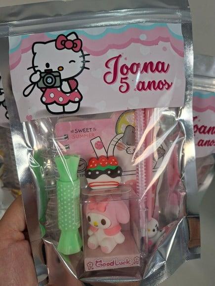 Kit Papelaria Fofa Saquinho com 6 Itens Hello Kitty
