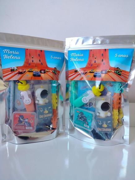 Kit Papelaria Fofa Saquinho com 6 Itens Hot Wheels