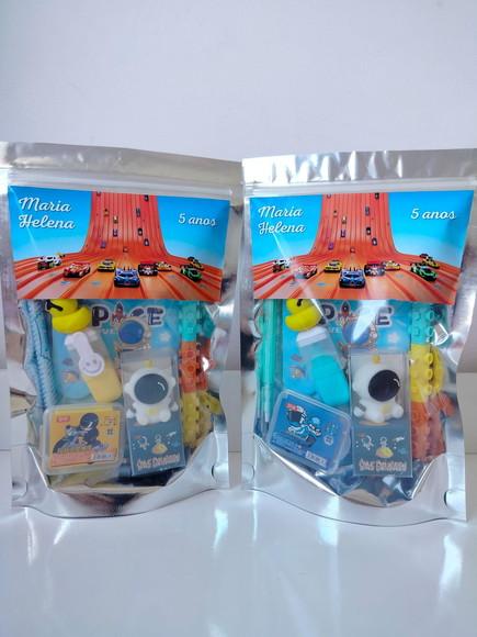 Kit Papelaria Fofa Saquinho com 6 Itens Hot Wheels