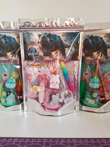 Kit Papelaria Fofa Saquinho com 6 Itens Jurassic