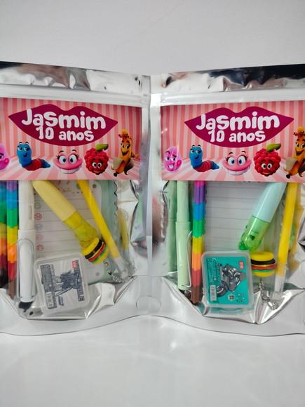 Kit Papelaria Fofa Saquinho Lembrancinha 6 Itens Carmed Fini