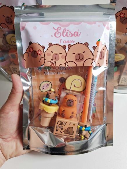 Kit Papelaria Fofa Saquinho Zip Personalizado Capivara