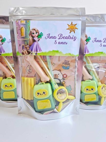 Kit Papelaria Fofa Saquinho Zip Personalizado Rapunzel
