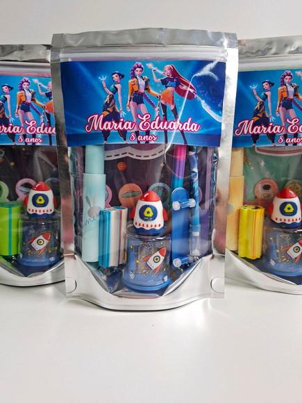 Kit Papelaria Saquinho Zip Personalizado Guerreiras Kpop