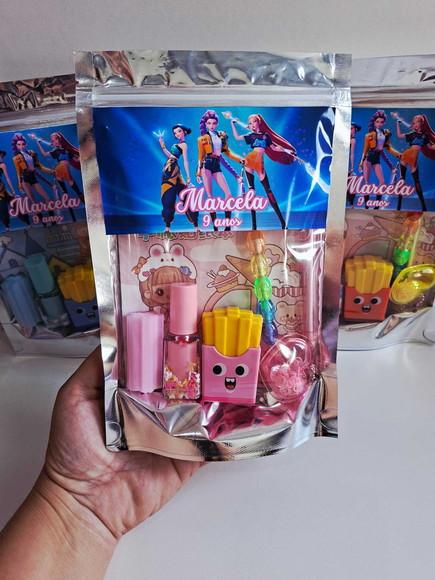 Kit Papelaria Saquinho Zip Personalizado Guerreiras Kpop