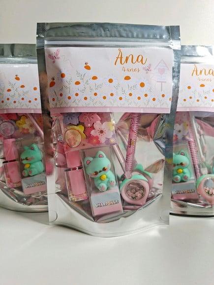 Kit Papelaria Saquinho Zip Personalizado Margaridas