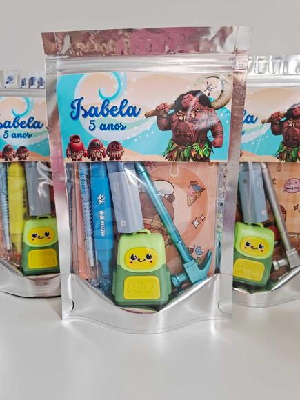 Kit Papelaria Saquinho Zip Personalizado Moana Maui