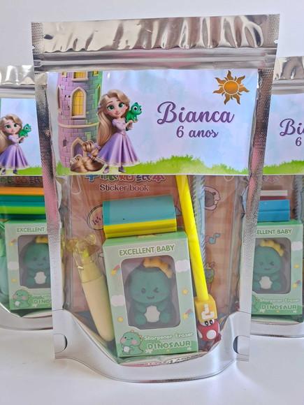 Kit Papelaria Saquinho Zip Personalizado Rapunzel