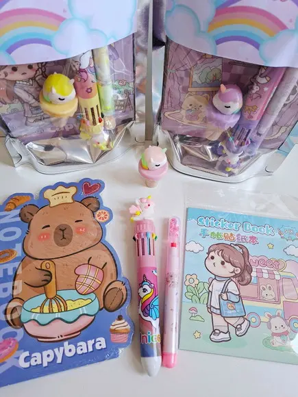 Kit Papelaria Fofa Saquinho com 6 Itens Arco Íris