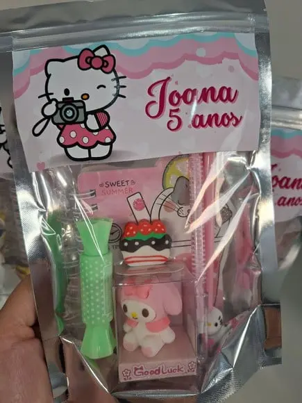 Kit Papelaria Fofa Saquinho com 6 Itens Hello Kitty