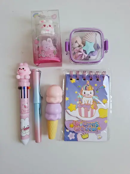 Kit Papelaria Fofa Saquinho Zip Personalizado (6 Itens)