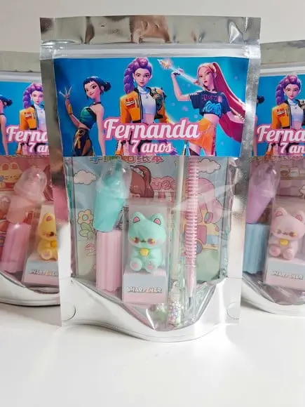 Kit Papelaria Fofa Saquinho Zip Personalizado Guerreiras Kpo