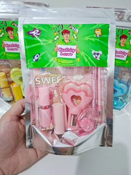 Kit Papelaria Saquinho Zip Personalizado dos Rosa