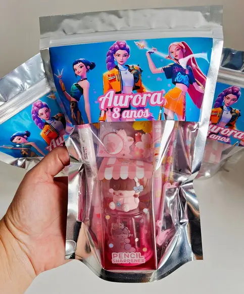 Kit Papelaria Saquinho Zip Personalizado Guerreiras do K-pop