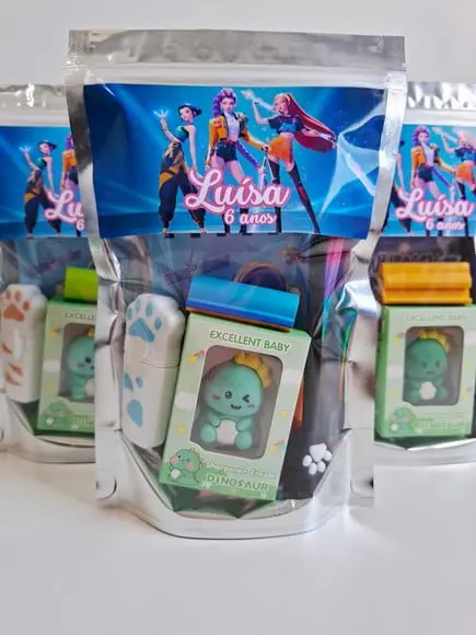 Kit Papelaria Saquinho Zip Personalizado Guerreiras do Kpop