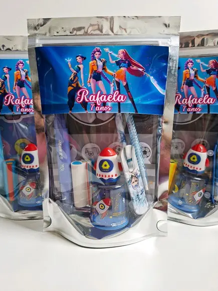 Kit Papelaria Saquinho Zip Personalizado Guerreiras Kpop