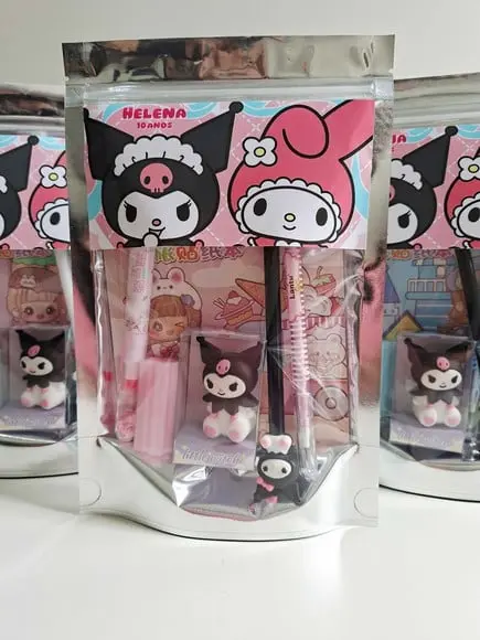 Kit Papelaria Saquinho Zip Personalizado Kuromi