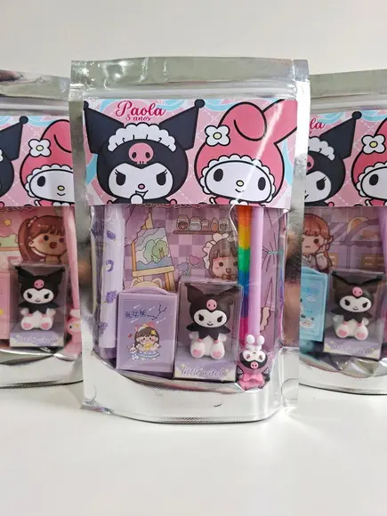 Kit Papelaria Saquinho Zip Personalizado Kuromi My Melody