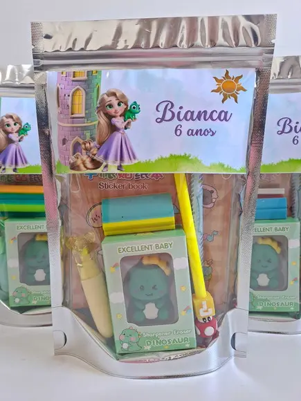 Kit Papelaria Saquinho Zip Personalizado Rapunzel