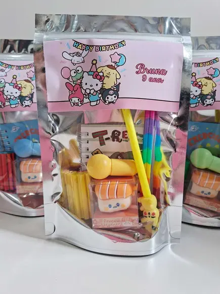 Kit Papelaria Saquinho Zip Personalizado Sanrio