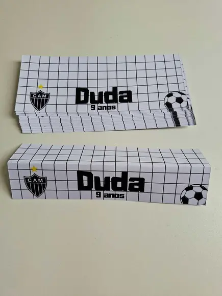 Lapela Personalizada 20x4cm com Saquinho Futebol