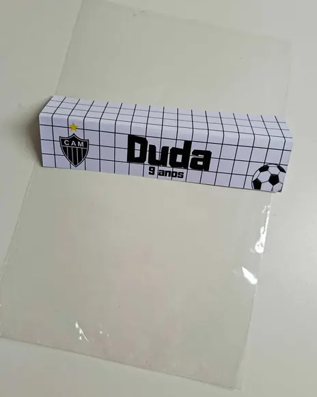 Lapela Personalizada 20x4cm com Saquinho Futebol