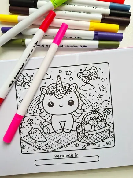 Livro de Colorir Personalizado Capa Dura Unicórnio