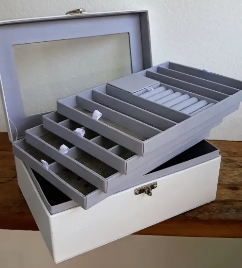 Porta JOias Grande Branco e Cinza com Visor de Vidro
