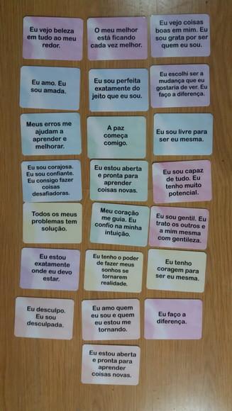 Kit 22 flashcards com frases de empoderamento para crianças