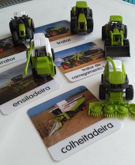 Kit 5 flashcards Montessori Veículos Agrícolas