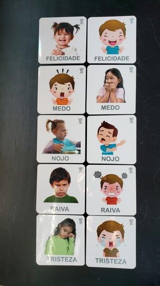 Kit 10 Flashcards Montessori Emoções e Sentimentos