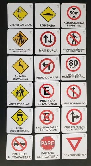 Kit 18 Flashcards Placas de Trânsito
