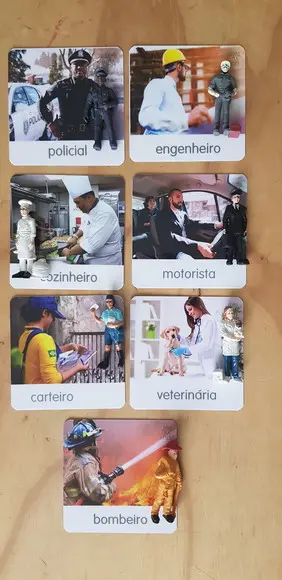 Kit 12 flashcards profissões atividades montessori