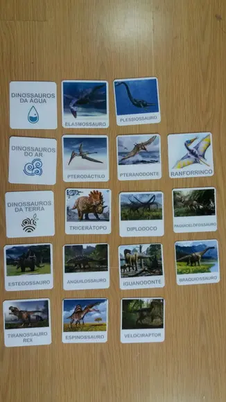 Kit 18 flashcards dinossauros ar, terra e água - montessori