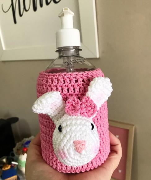 Porta Álcool Gel de Mesa Amigurumi de crochê decoração artesa