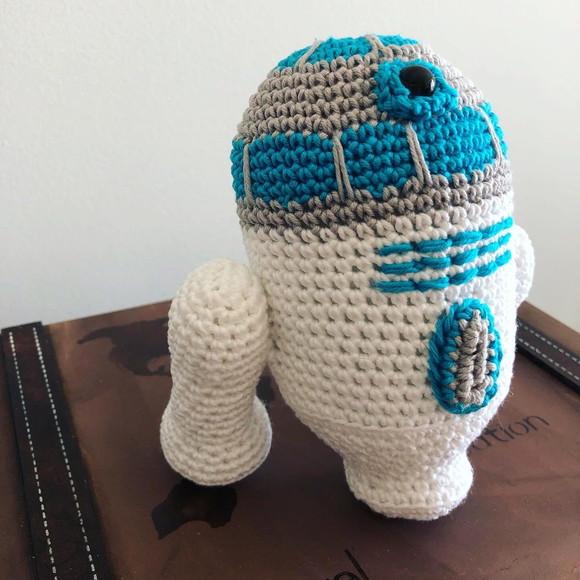 R2-D2 Star Wars Amigurumi de crochê presente feito à mão