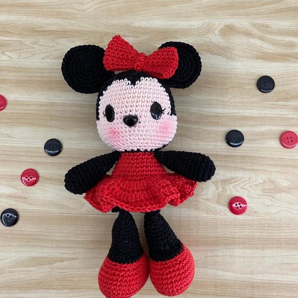 Ratinha amigurumi de Crochê presente feito à mão