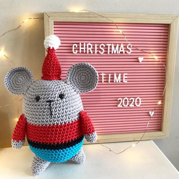 Ratinho de Natal Amigurumi de crochê decoração artesanal