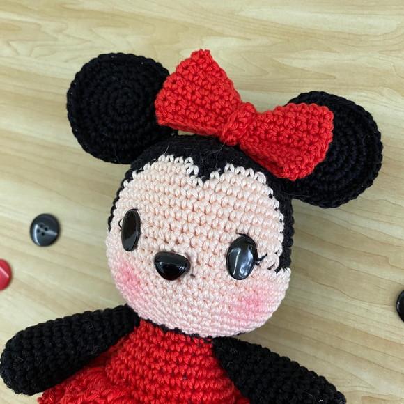 Ratinha amigurumi de Crochê presente feito à mão