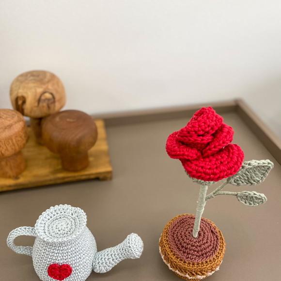 Rosa de Crochê presente feito à mão dia das mães