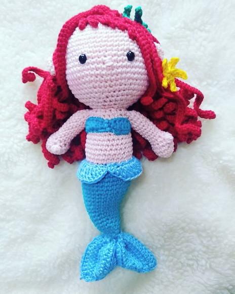 Pequena Sereia Amigurumi de crochê presente feito à mão para c